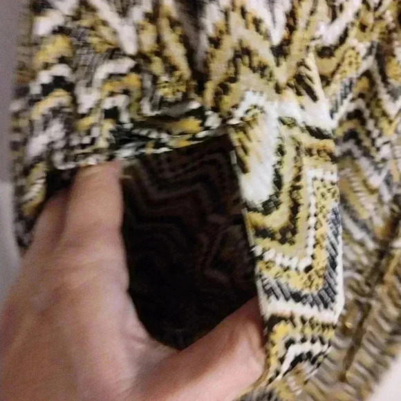 Plus Size Yellow Dress Tacera - Picture 6 of 9